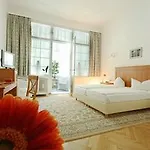 Brandies Gmbh Szálloda 3*